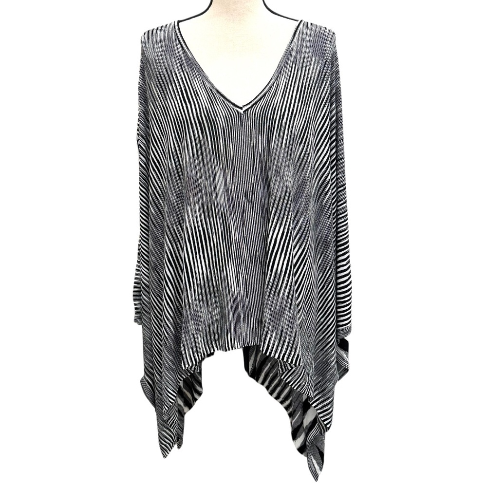 MOON & MEADOW BLACK AND WHITE ABSTRACT STRIPE V NECK PONCHO SWEATER
